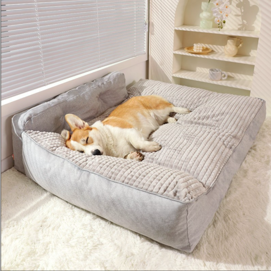 All-season Cat Bed & Dog Bed, Washable, Warm Pet Sofa for Winter        推荐一些宠物用品的电商平台 猫窝的材质对保暖性有影响吗？ 如何选择适合中小型犬的狗窝？